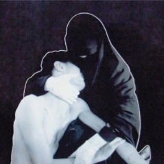 Crystal Castles — Telepath